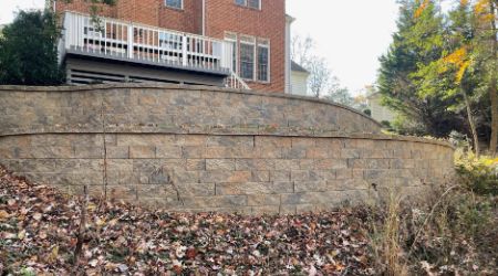 retaining wall installation